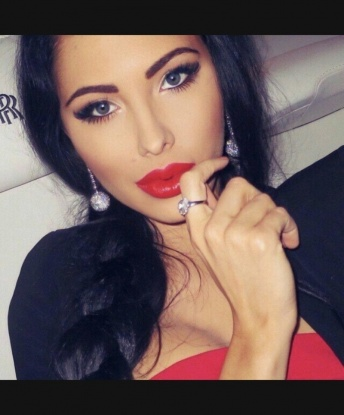 Алина